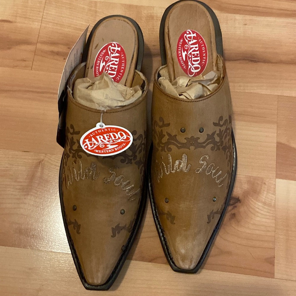 Laredo women's mules size 71/2 new